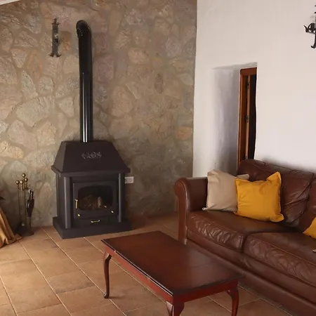 Spacious 4-bed House