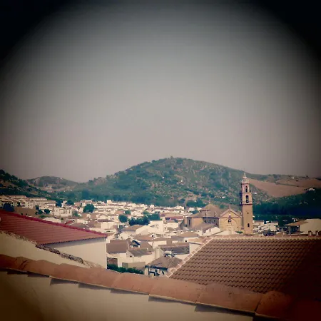 Spacious 4-bed House Algodonales